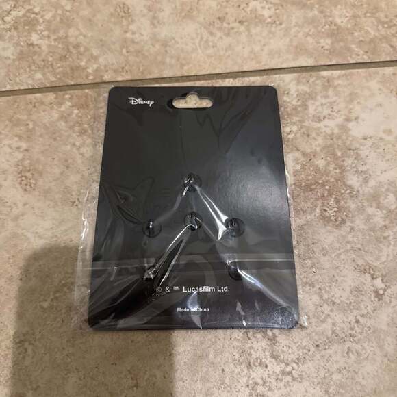 Star Wars Celebration 2020 Pins 3 Pack Rey Kylo Ren Pin - Picture 3 of 3